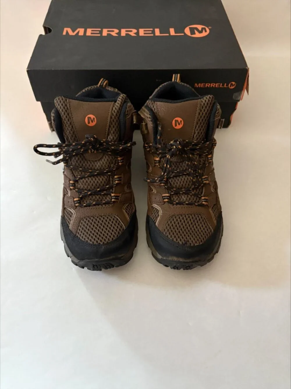Merrell Youth Brown Black Moab 2 Hiking Boots Waterproof Size 4